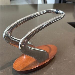 Nambe napkin holder